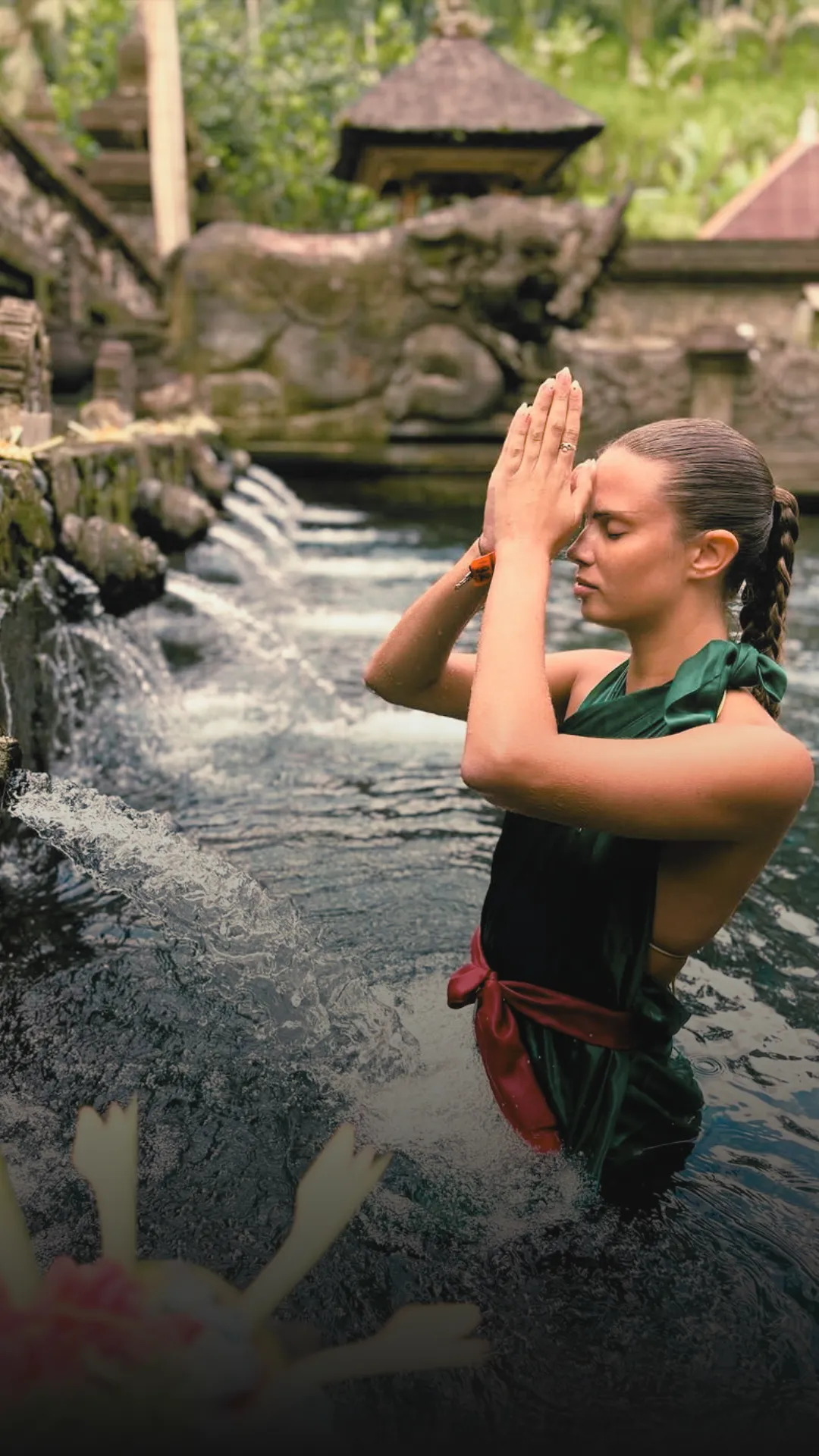 Templo Tirta Empul 23 Tour de día completo en Bali con recorrido por pueblos tradicionales y cultura auténtica.