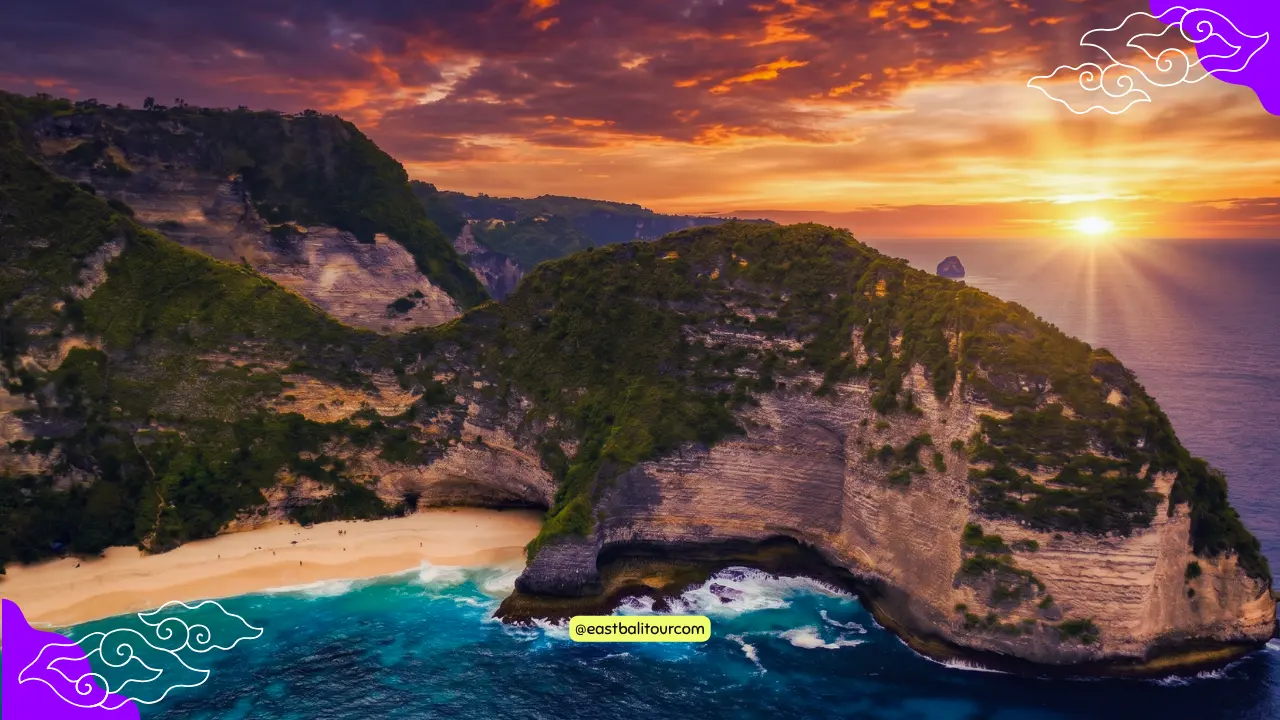  Sunset over Nusa Penida Beach with clear Bali skies and tropical weather vibes