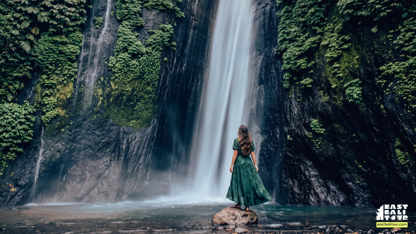 Munduk Waterfall and Coffee Plantation Trekking Tour